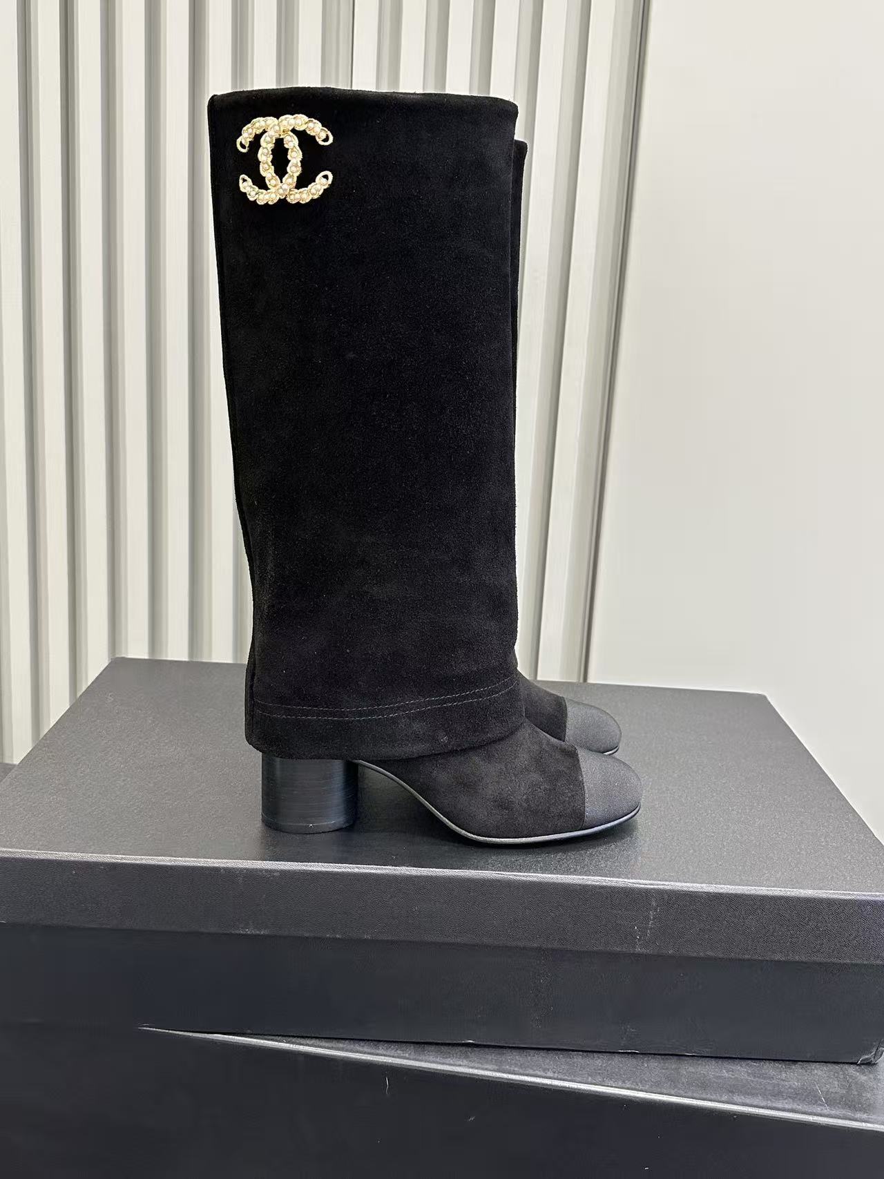 Elegant Black Suede Knee-High Boots with Pearl CC Logo Accent
