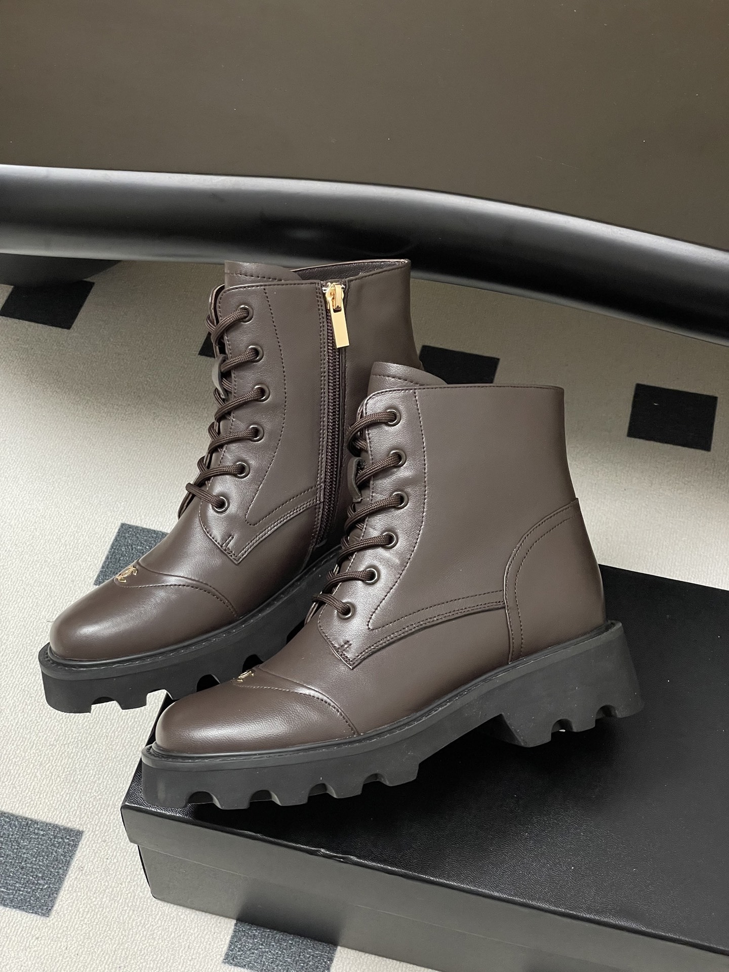 Women's Brown Leather Combat Boots - Chic Chunky Platform Ankle Boots