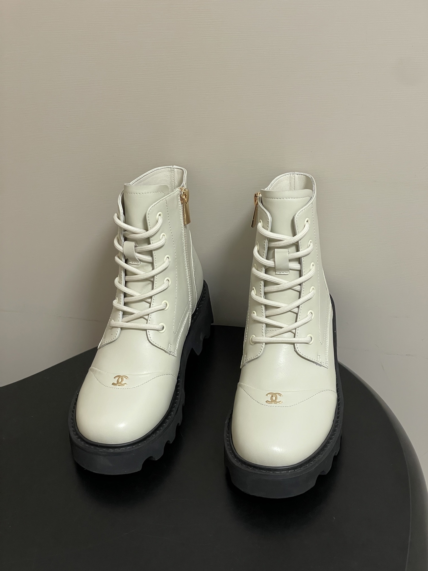 Luxury Cream Leather Combat Boots - Chunky Lug Sole Lace-Up