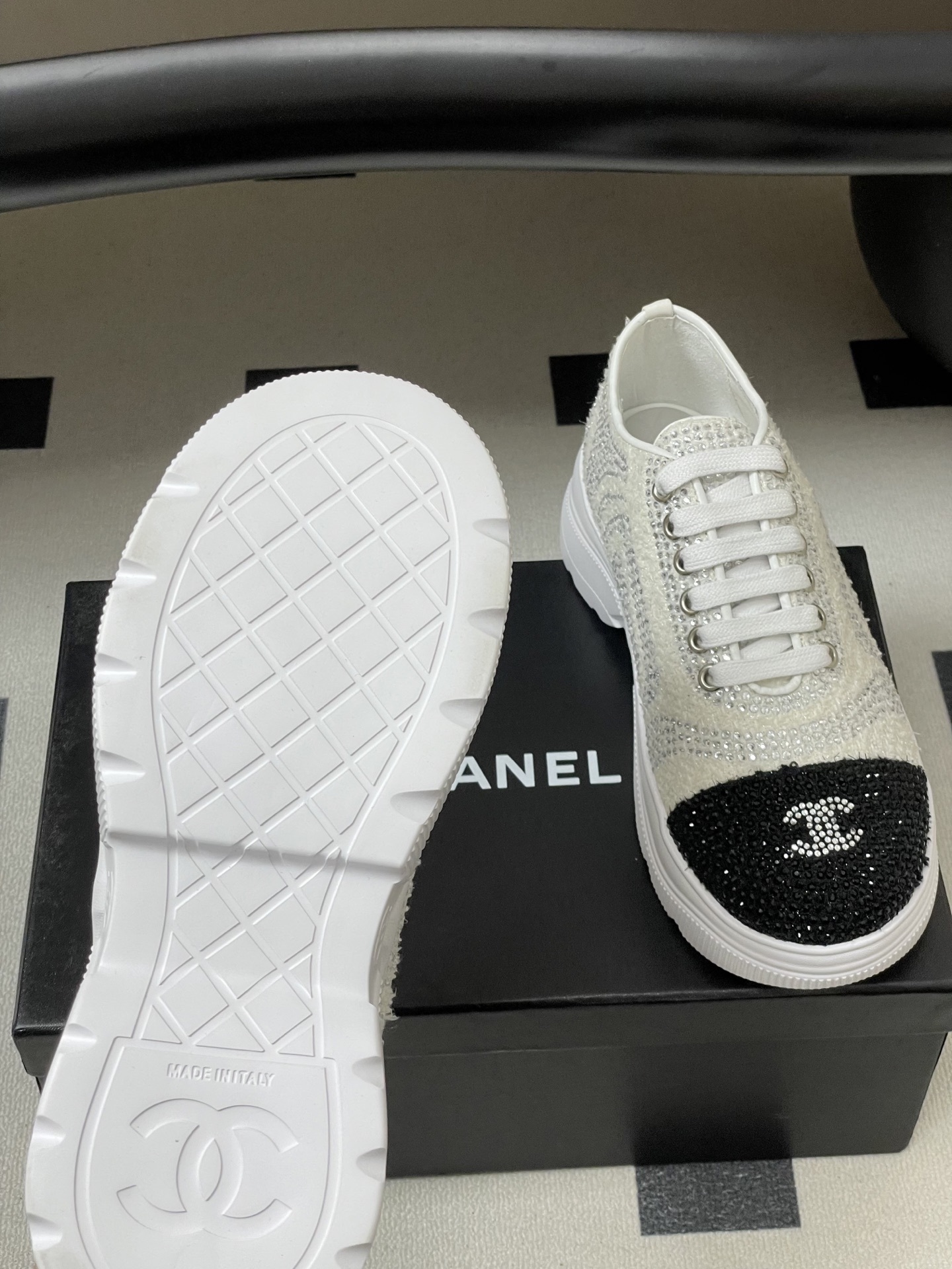 Luxury Rhinestone Tweed Platform Sneakers - Elegant White & Black