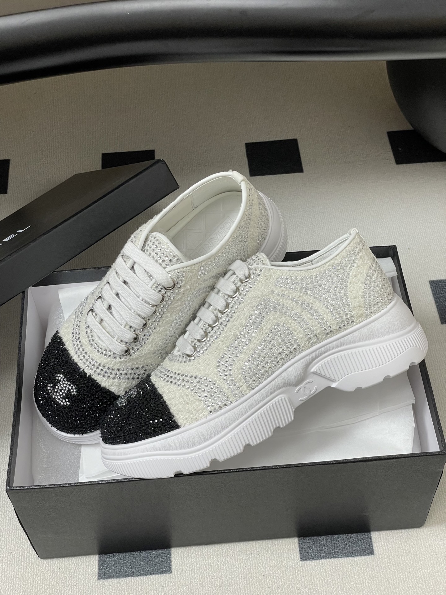 Luxury Rhinestone Tweed Platform Sneakers - Elegant White & Black