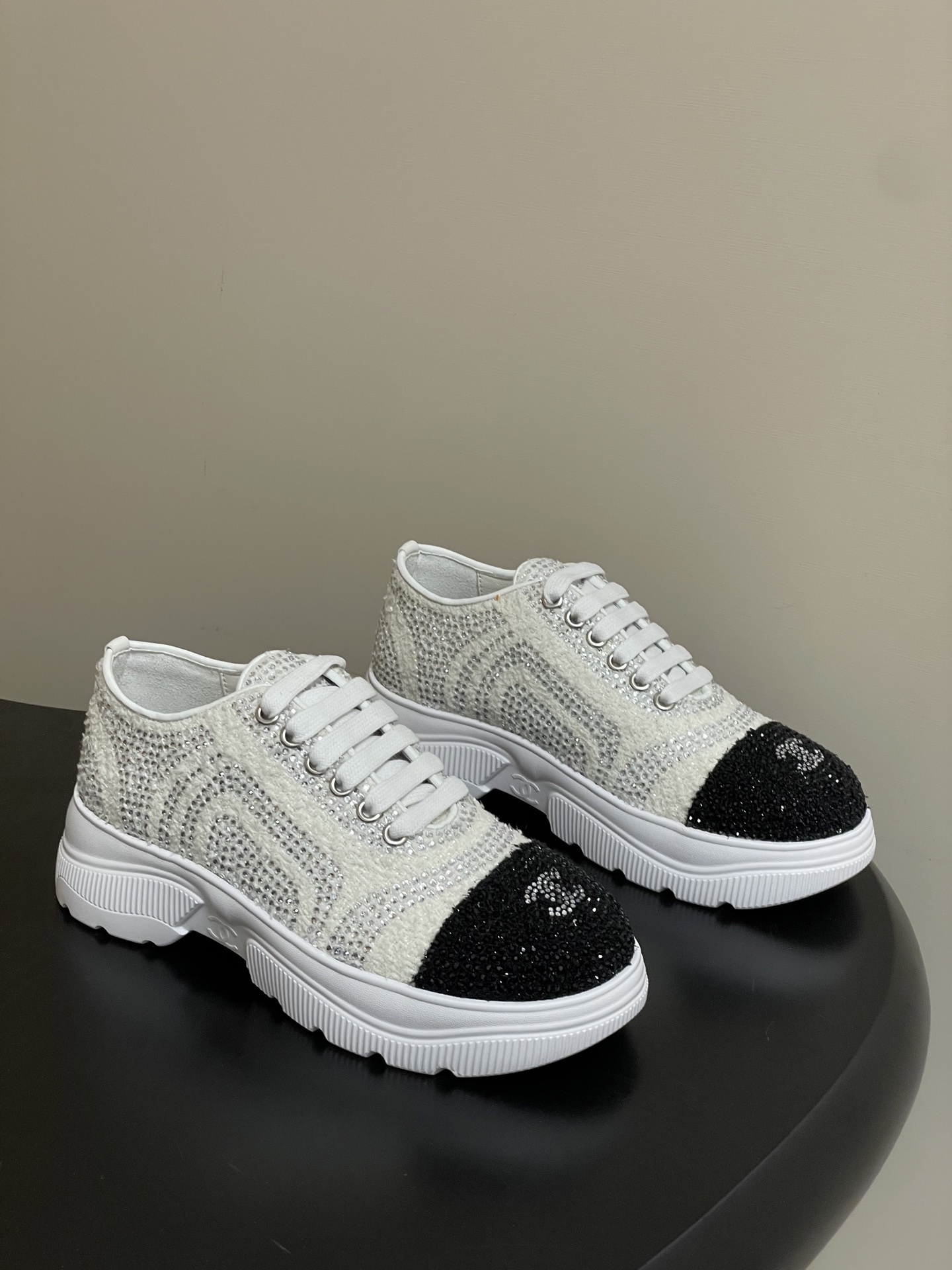 Luxury Rhinestone Tweed Platform Sneakers – Elegant White & Black