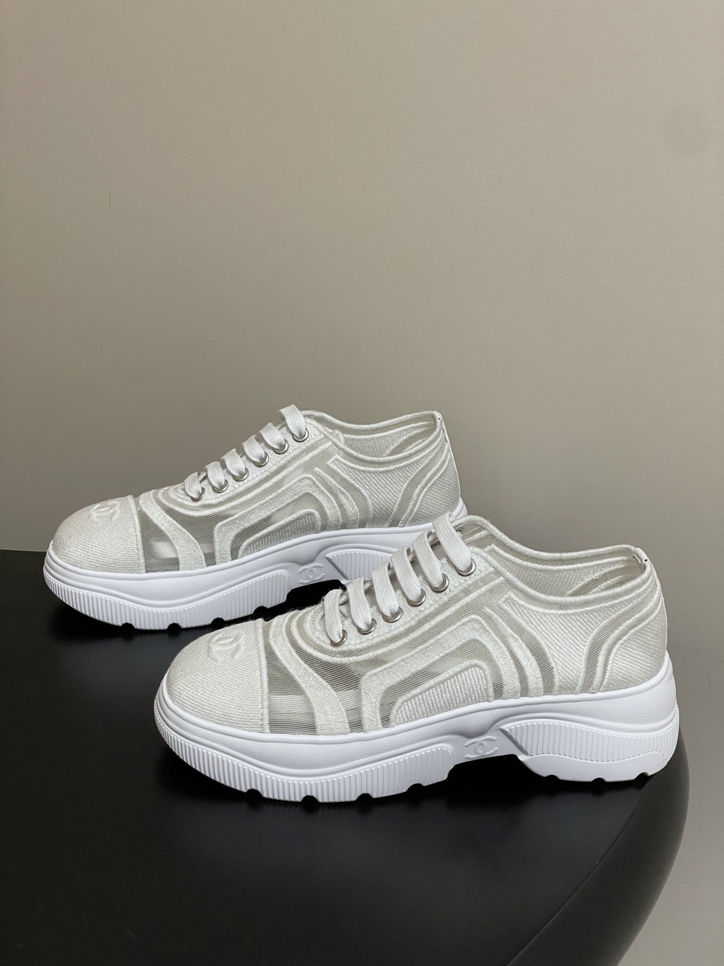 Luxury White Mesh Platform Sneakers - Premium Breathable Sporty Shoes