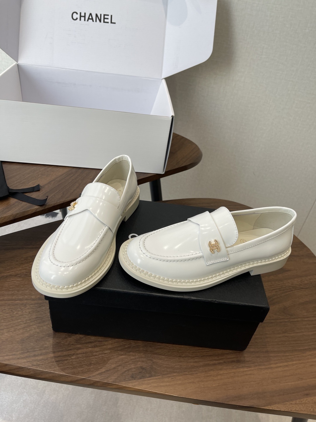 Luxury White Patent Leather Loafers with Gold Logo Hardware