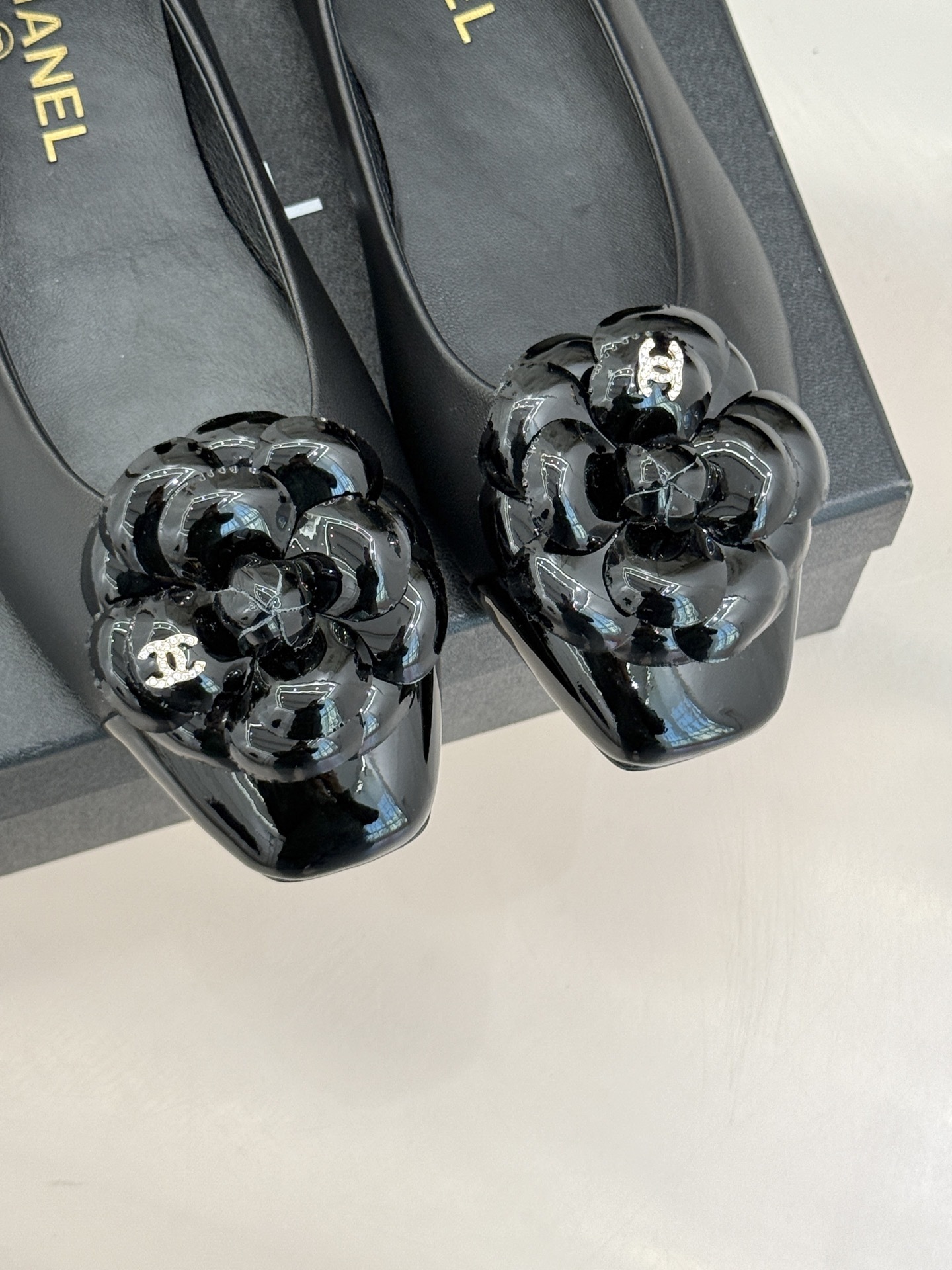 Chanel Black Lambskin Ballet Flats with Camellia Flower Detail