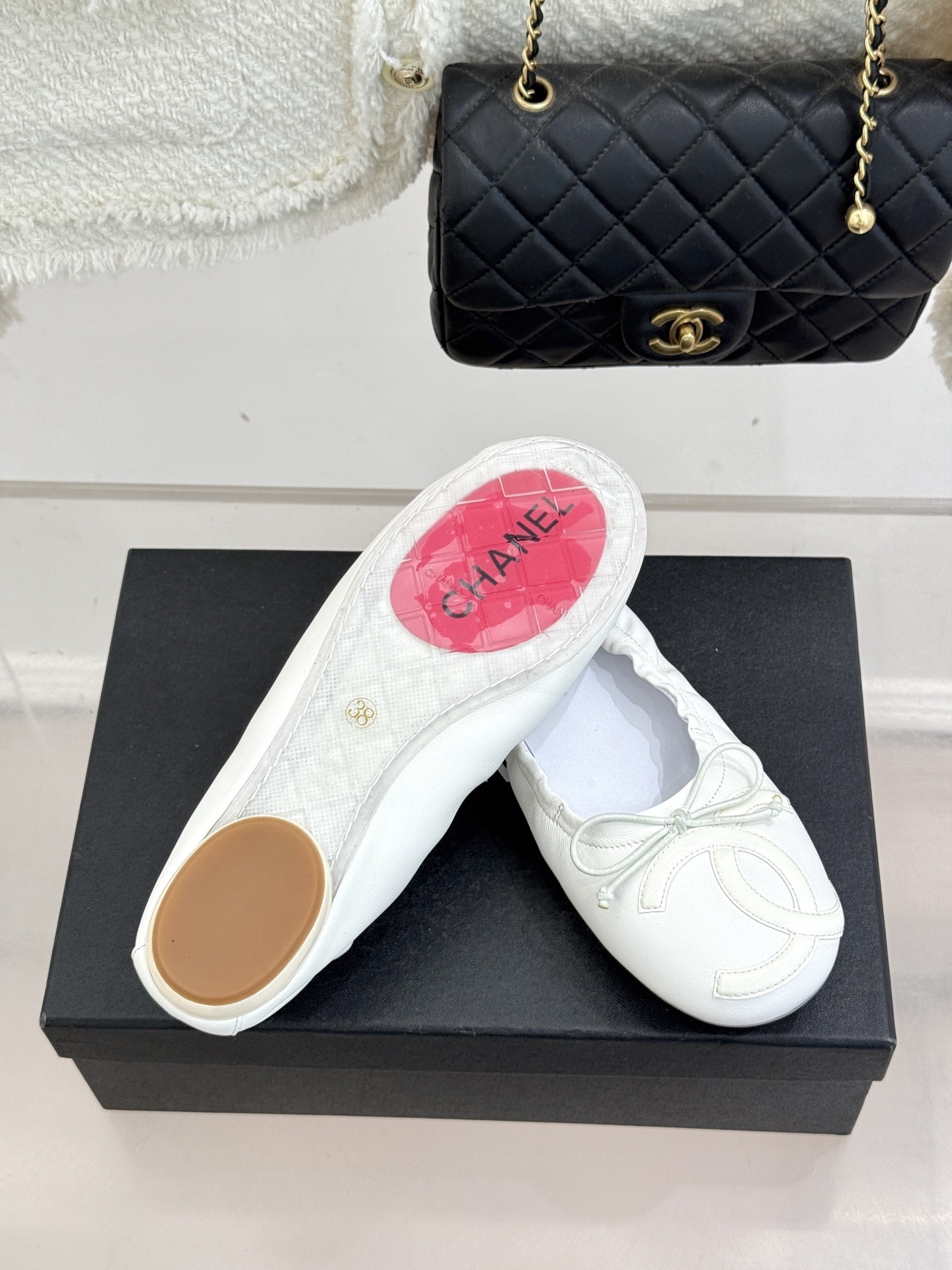 Classic White Lambskin Ballet Flats with CC Logo and Bow Detail