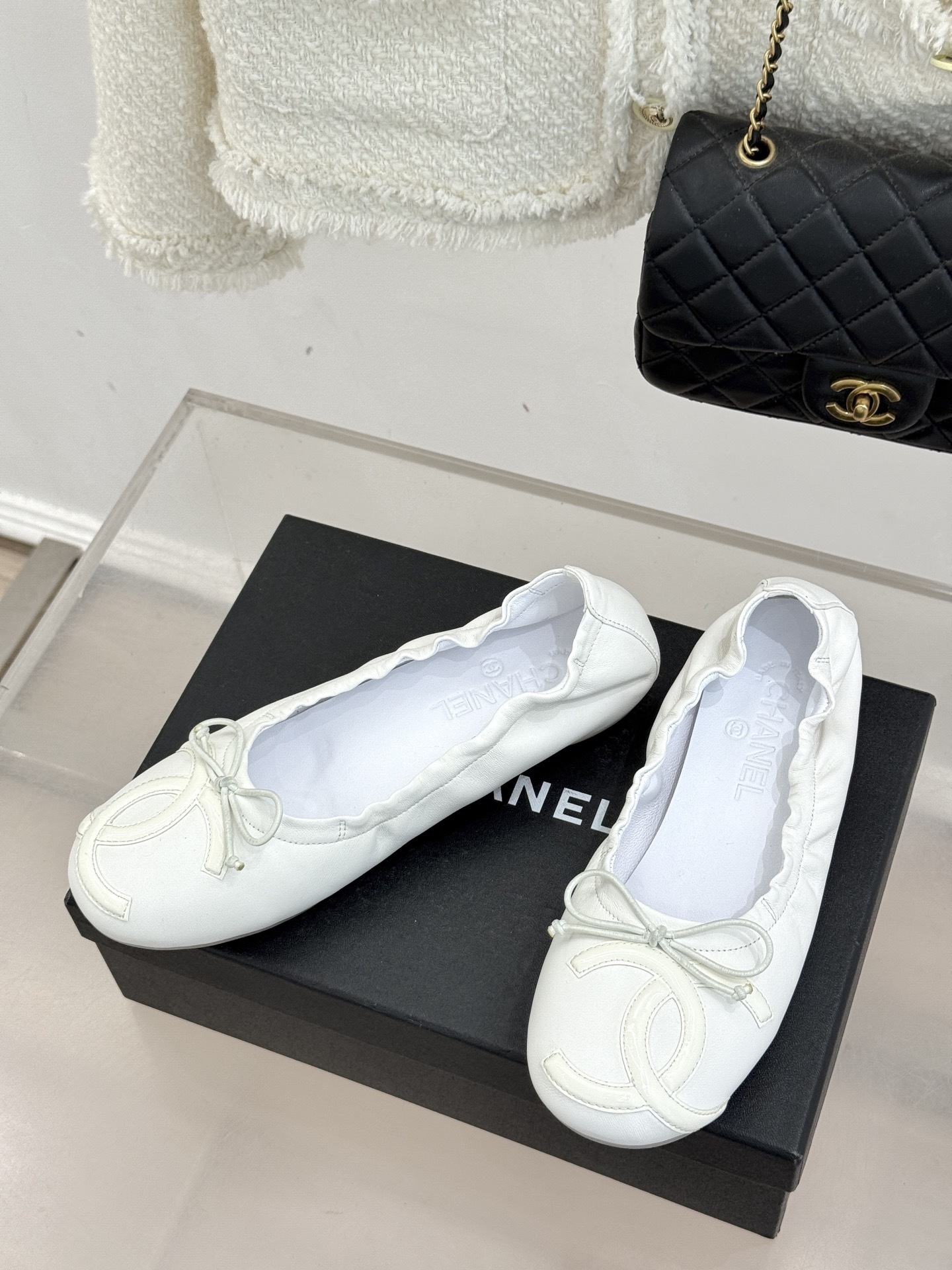 Classic White Lambskin Ballet Flats with CC Logo and Bow Detail