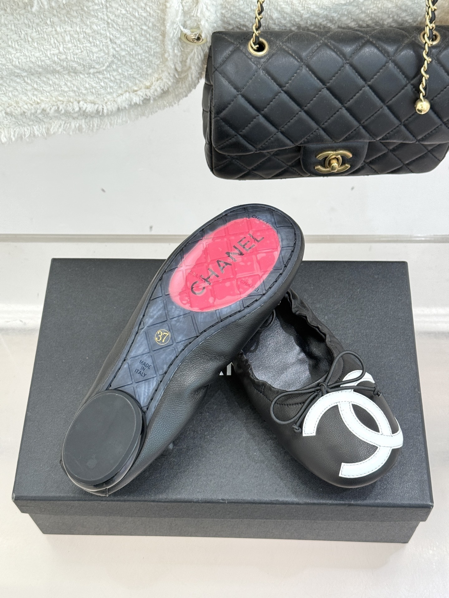 Chanel Black Leather Ballerina Flats with White CC Logo