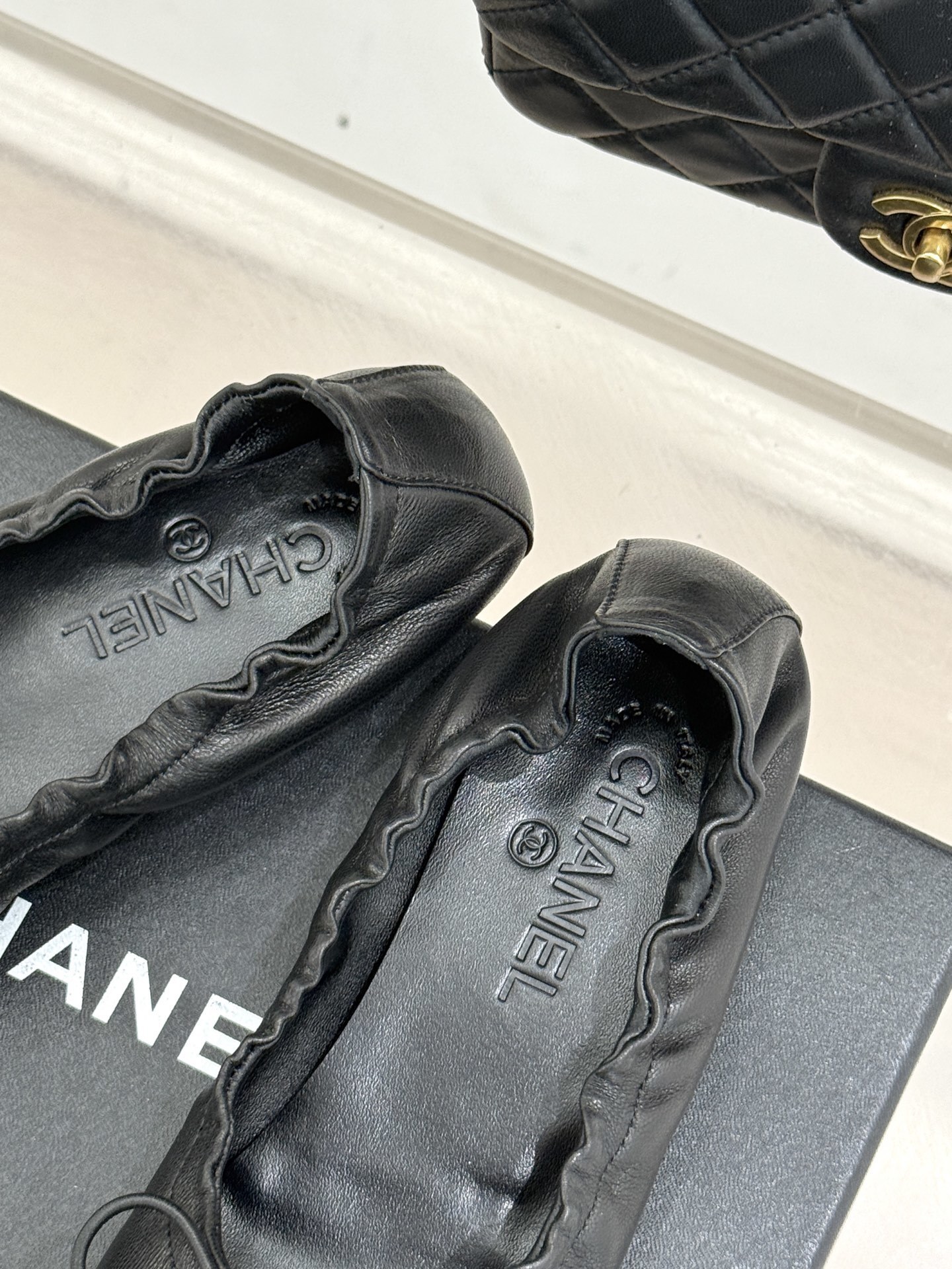Chanel Black Leather Ballerina Flats with White CC Logo