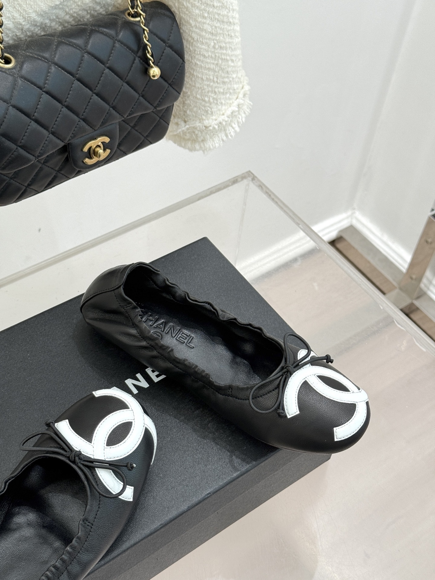 Chanel Black Leather Ballerina Flats with White CC Logo