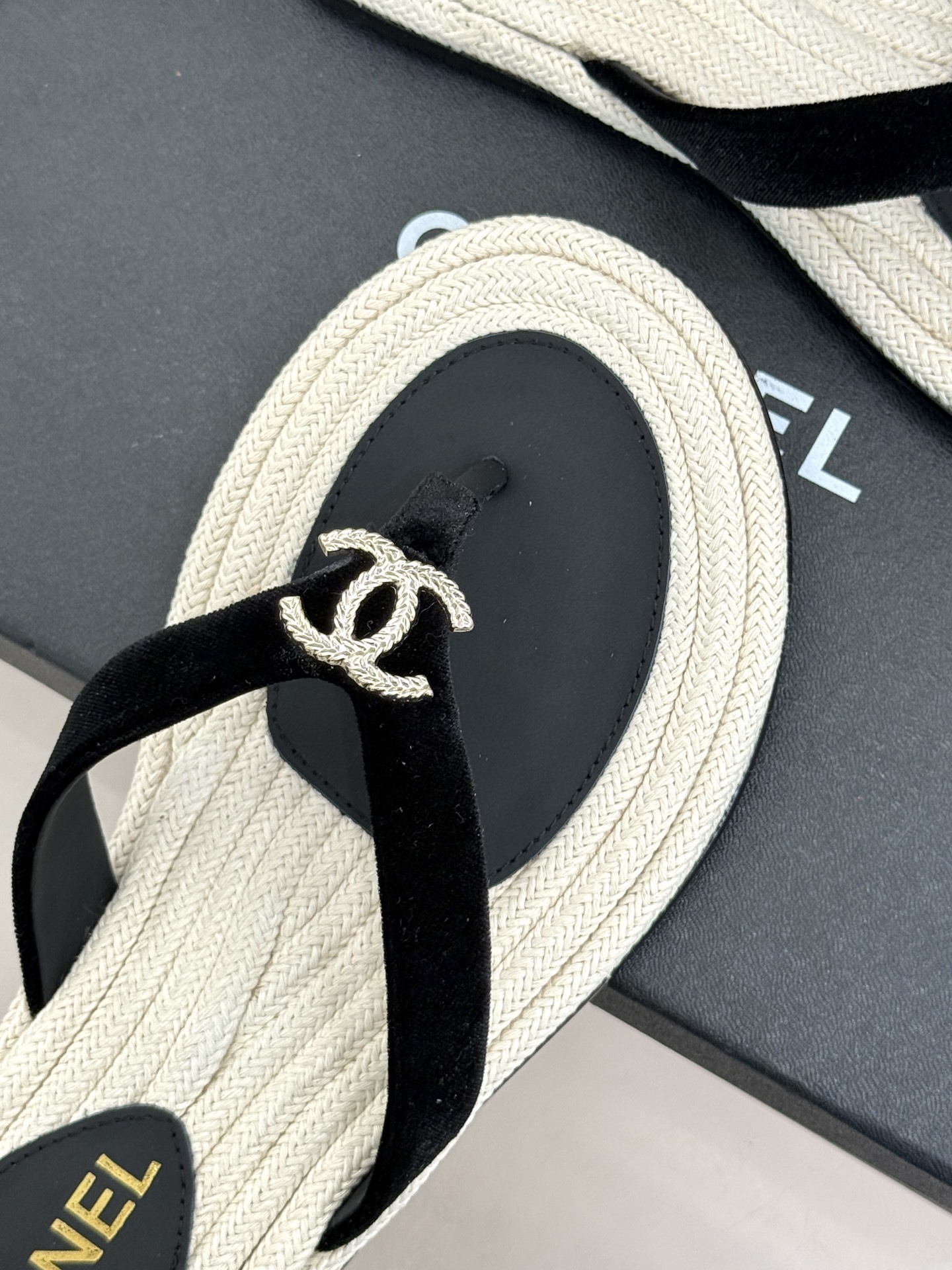 Chanel Luxury Velvet Thong Sandals - Black & Beige CC Logo Flip-Flops