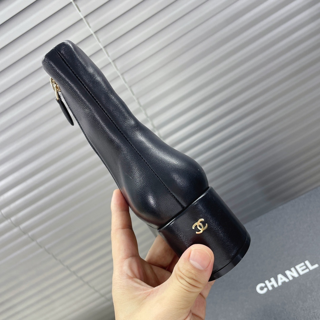 Women's Elegant Black Leather Ankle Boots with Patent Toe & Block Heel