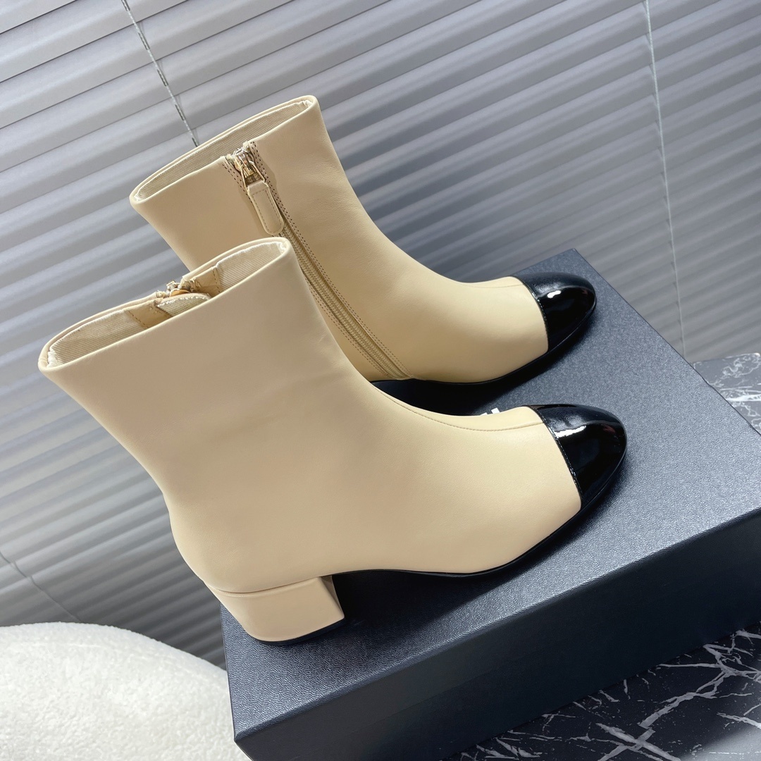 Luxury Two-Tone Leather Ankle Boots with Block Heel - Beige/Black