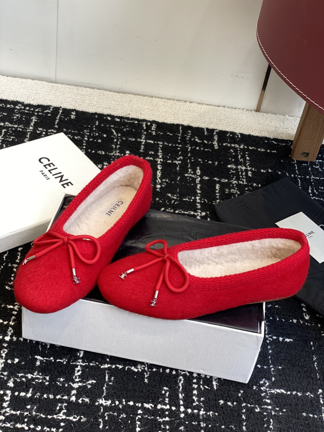 Luxury Red Fuzzy Ballet Flats with Warm Shearling Lining & Bow