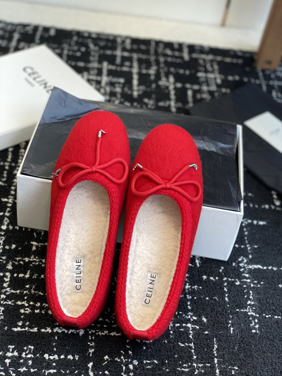 Luxury Red Fuzzy Ballet Flats with Warm Shearling Lining & Bow