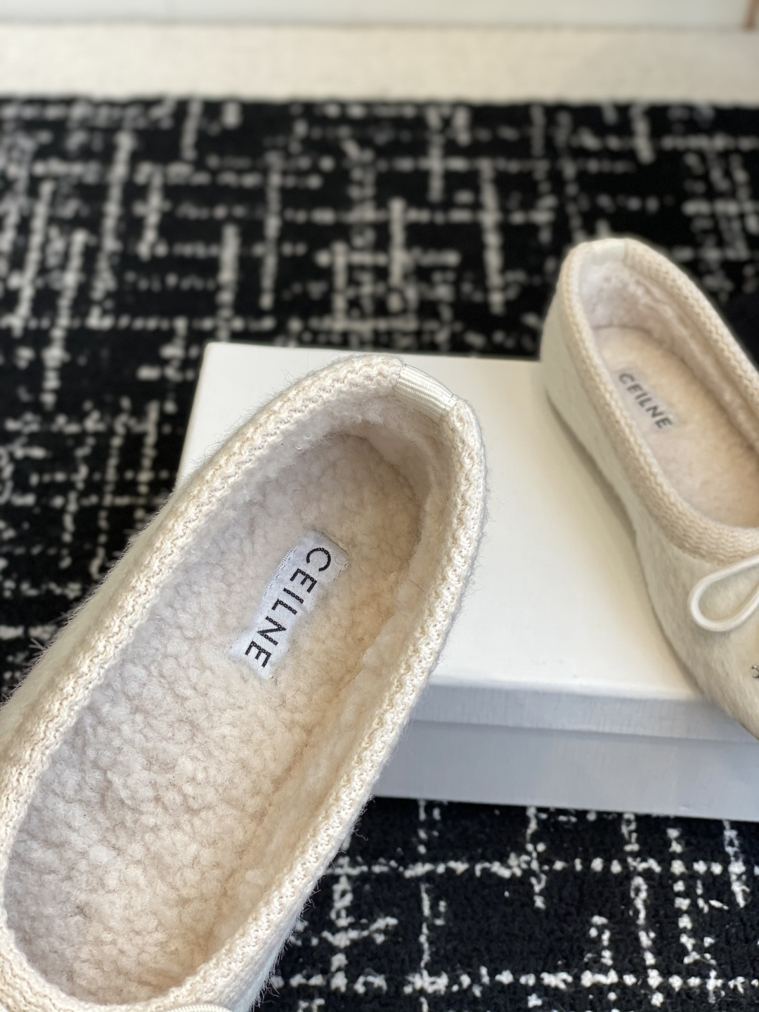 Luxury Ivory Wool Ballet Flats with Cozy Shearling Lining