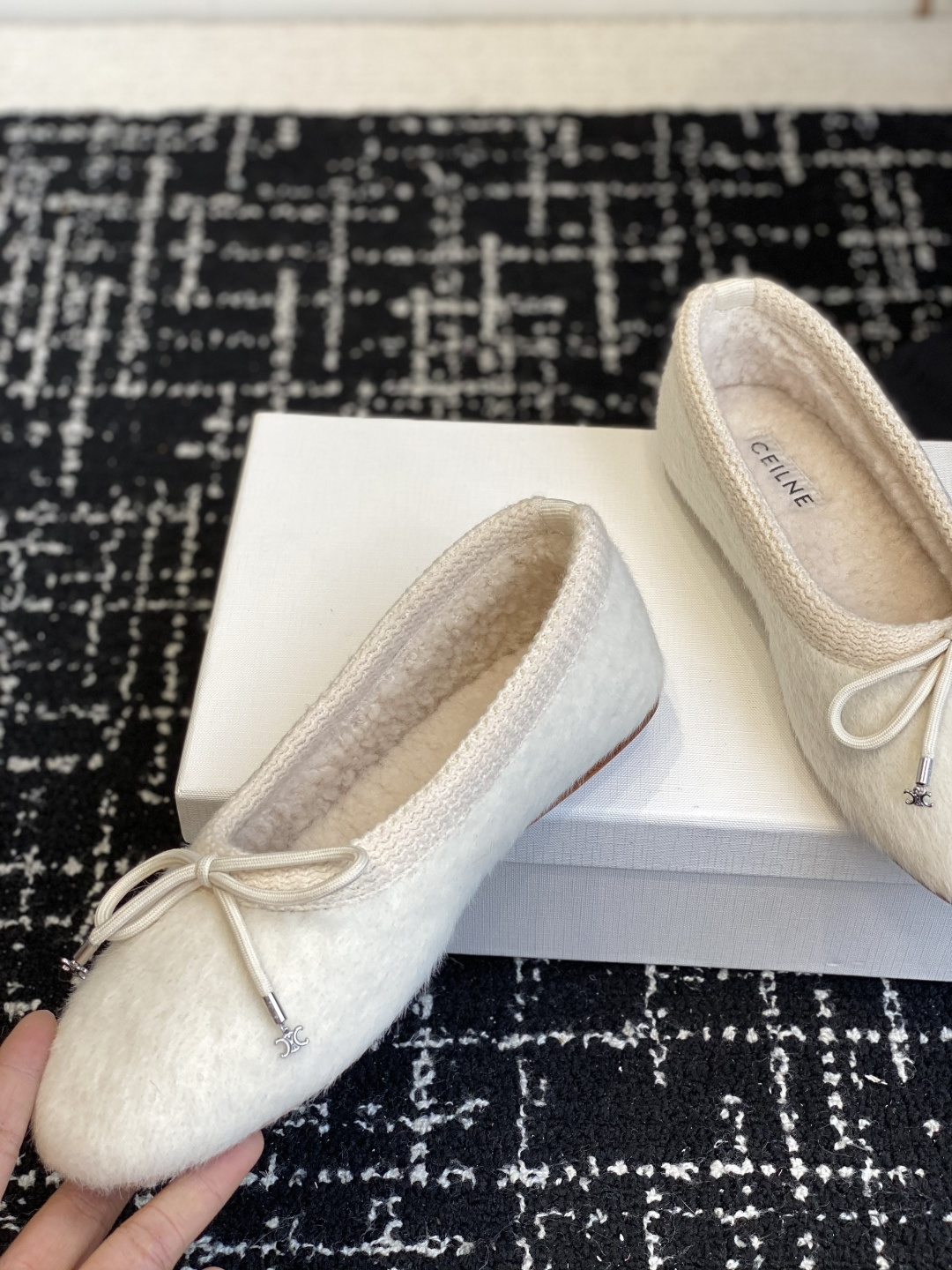 Luxury Ivory Wool Ballet Flats with Cozy Shearling Lining