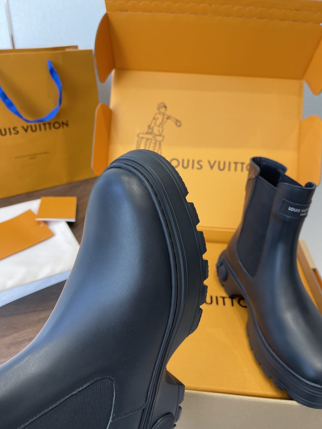 Louis Vuitton Drops Flat Half Boot Black Rubber Rain Chelsea Boots