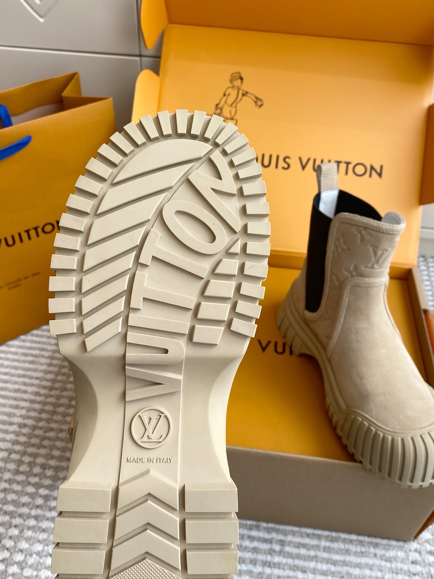 Louis Vuitton Women's Beige Suede Platform Chelsea Ankle Boots