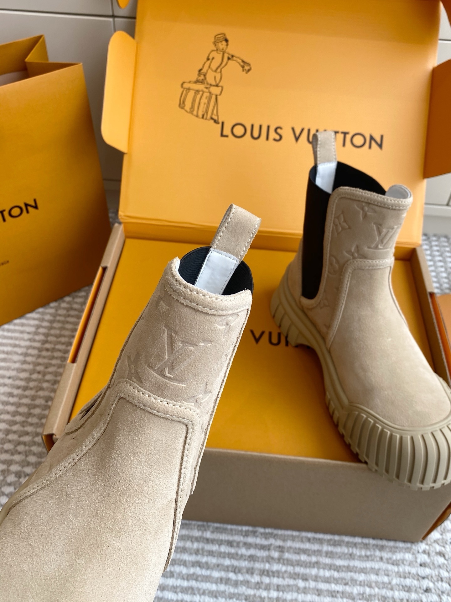 Louis Vuitton Women's Beige Suede Platform Chelsea Ankle Boots