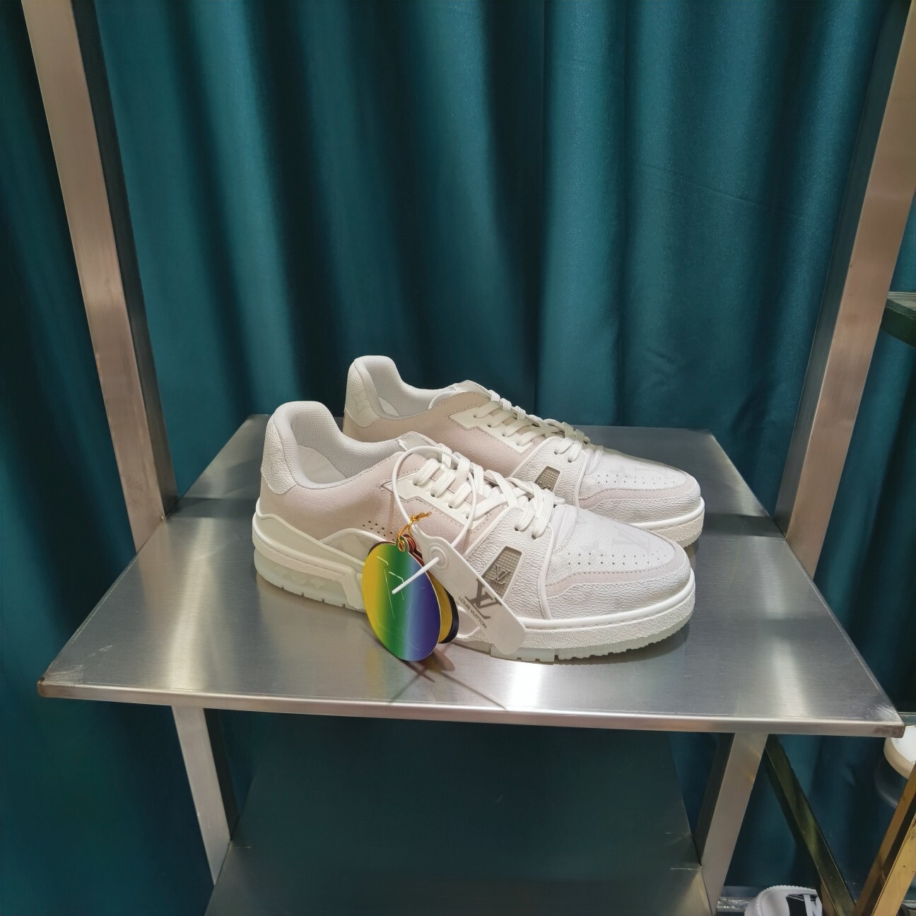 Louis Vuitton LV Trainer Sneakers & Designer Accessories Set