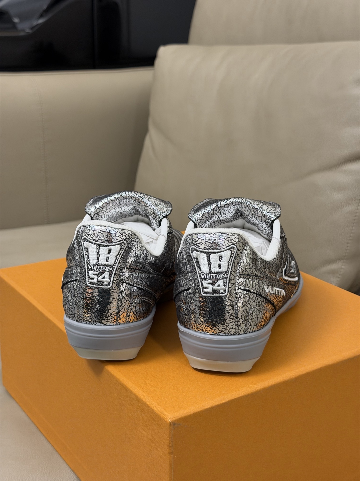 Louis Vuitton LV Footprint Trainer - Metallic Silver Crackled Leather