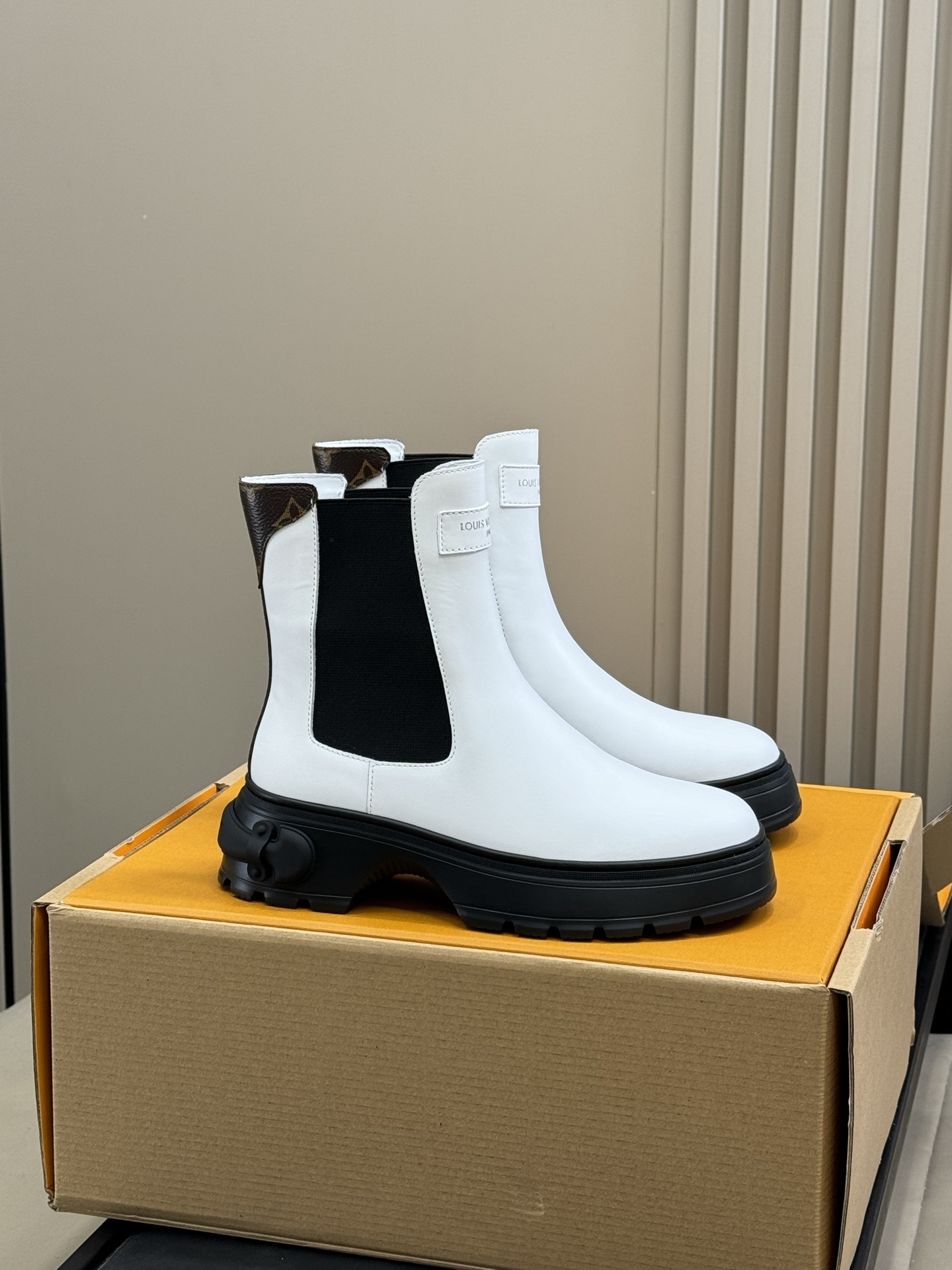 Louis Vuitton White Leather Monogram Chelsea Boots – Luxury Style