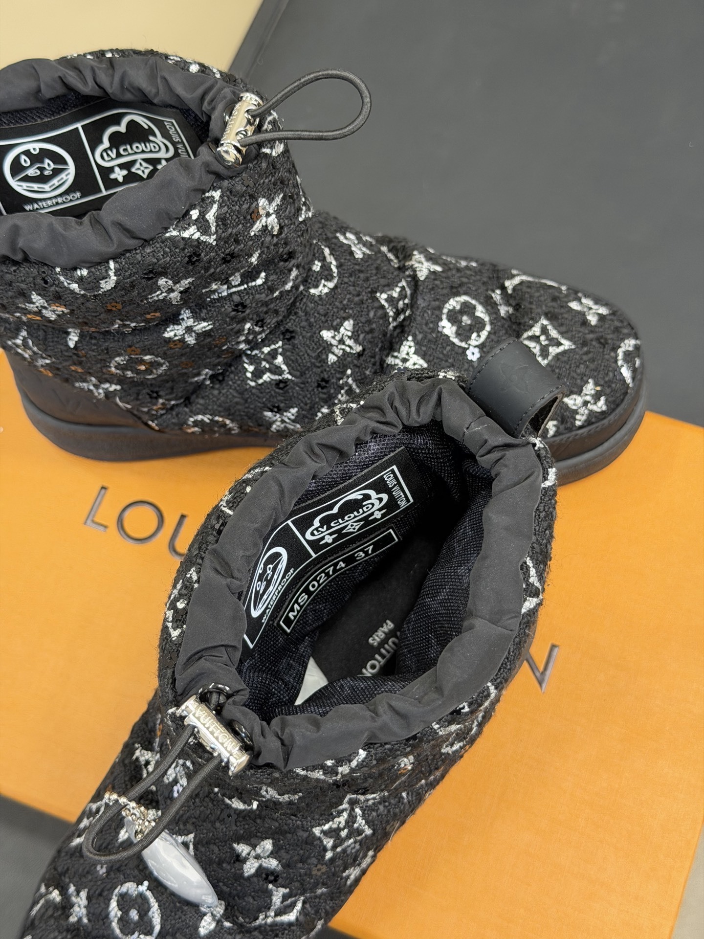 Louis Vuitton Black Monogram Tweed Pillow Comfort Snow Boots