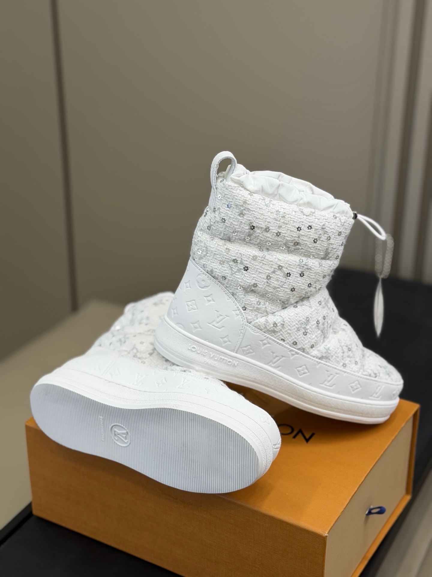 Louis Vuitton White Tweed Sequin Pillow Comfort Ankle Boots