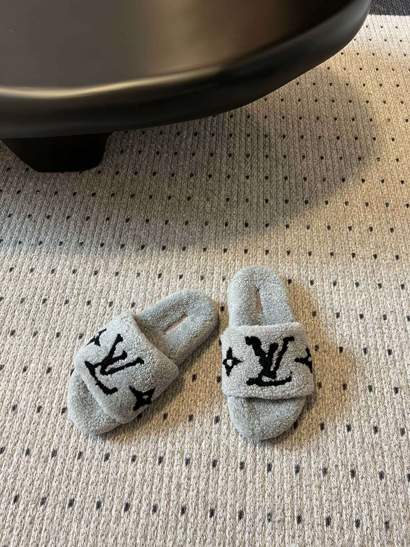 Louis Vuitton Monogram Fluffy Shearling Slides - Grey Luxury Mules