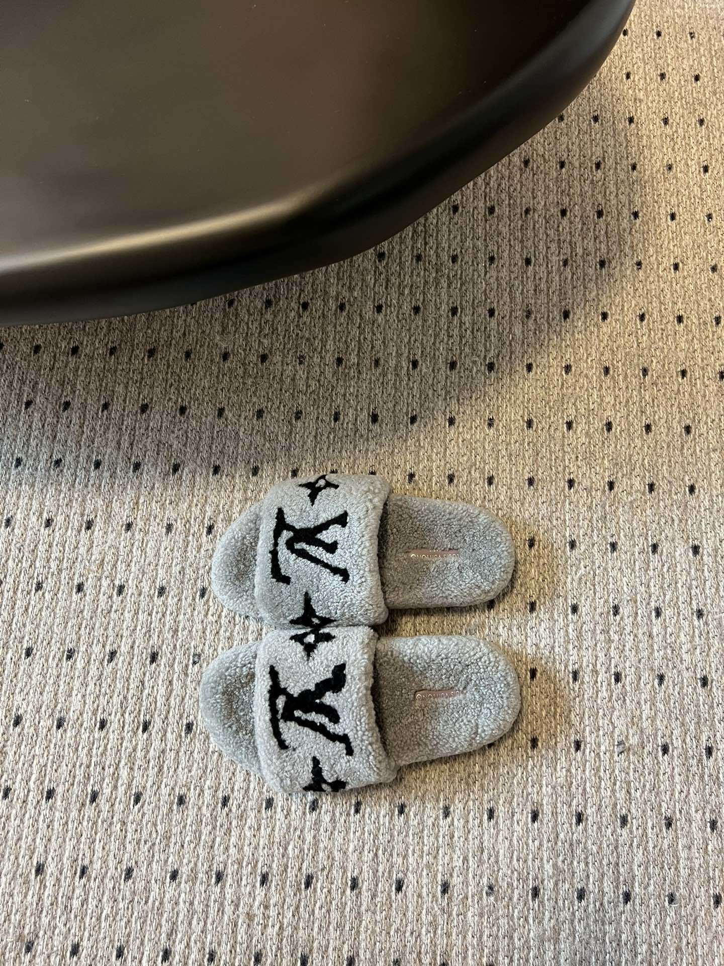 Louis Vuitton Monogram Fluffy Shearling Slides - Grey Luxury Mules