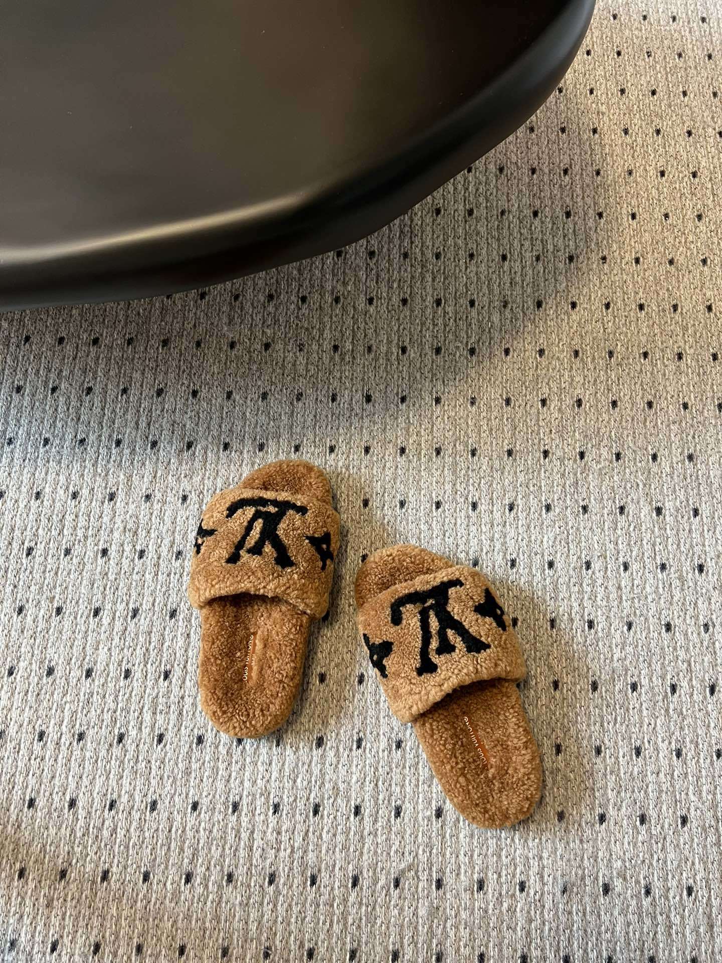 Louis Vuitton LV Monogram Shearling Slippers - Cognac Brown
