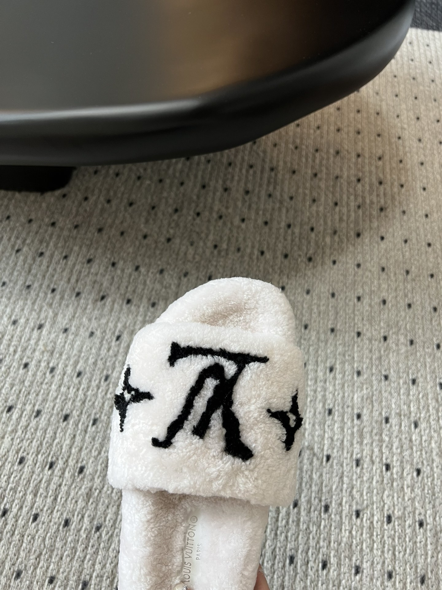 Louis Vuitton Shearling Paseo Flat Comfort Slides Slippers