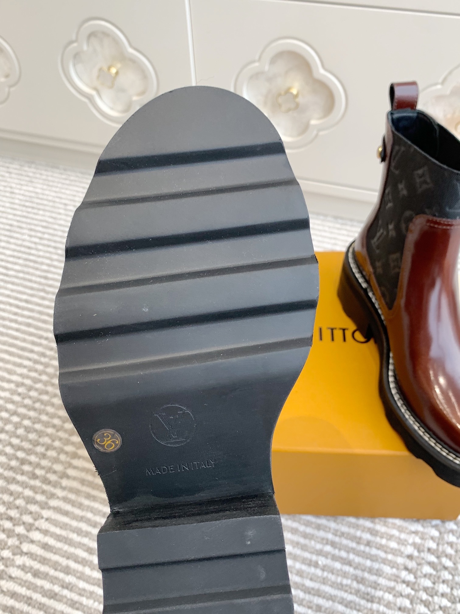 Louis Vuitton Brown Glazed Leather Flat Ankle Boots