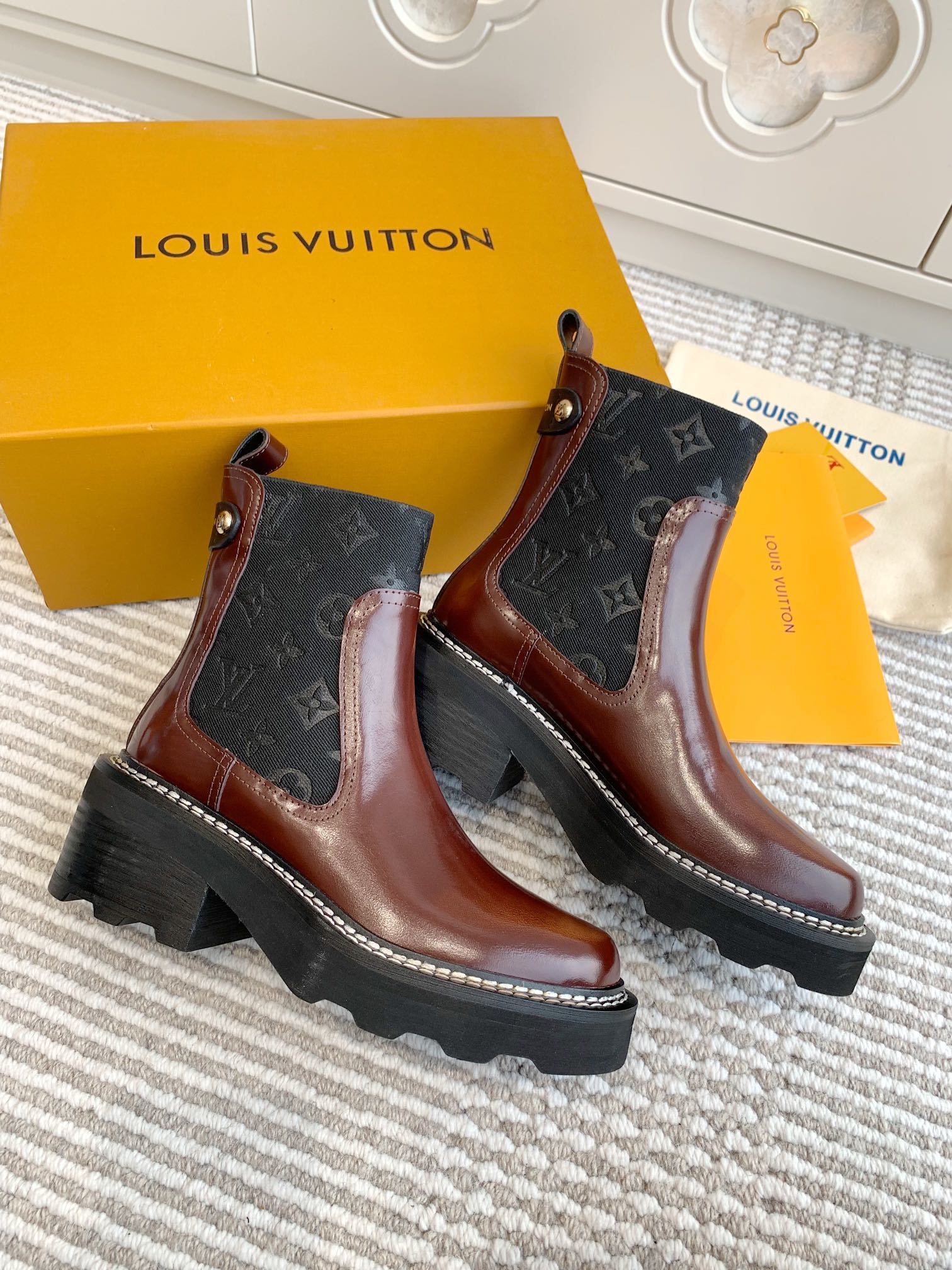 Louis Vuitton Brown Glazed Leather Flat Ankle Boots