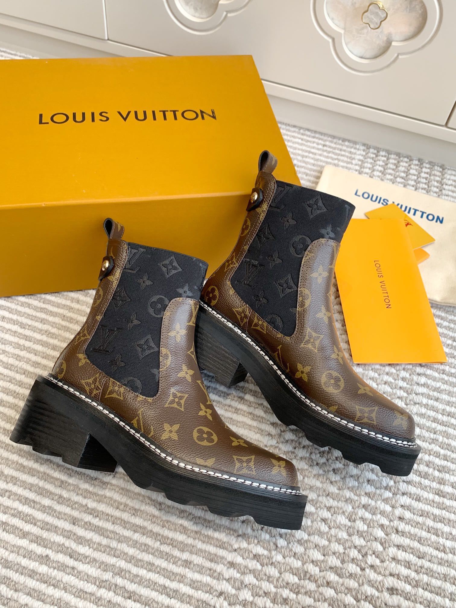 Louis Vuitton Territory Flat Ankle Boots Monogram Canvas