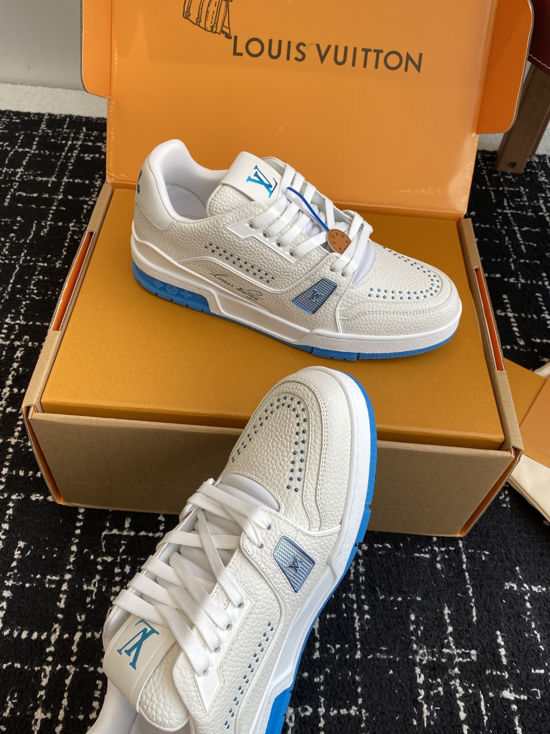 Louis Vuitton LV Trainer Sneakers - White & Light Blue Leather