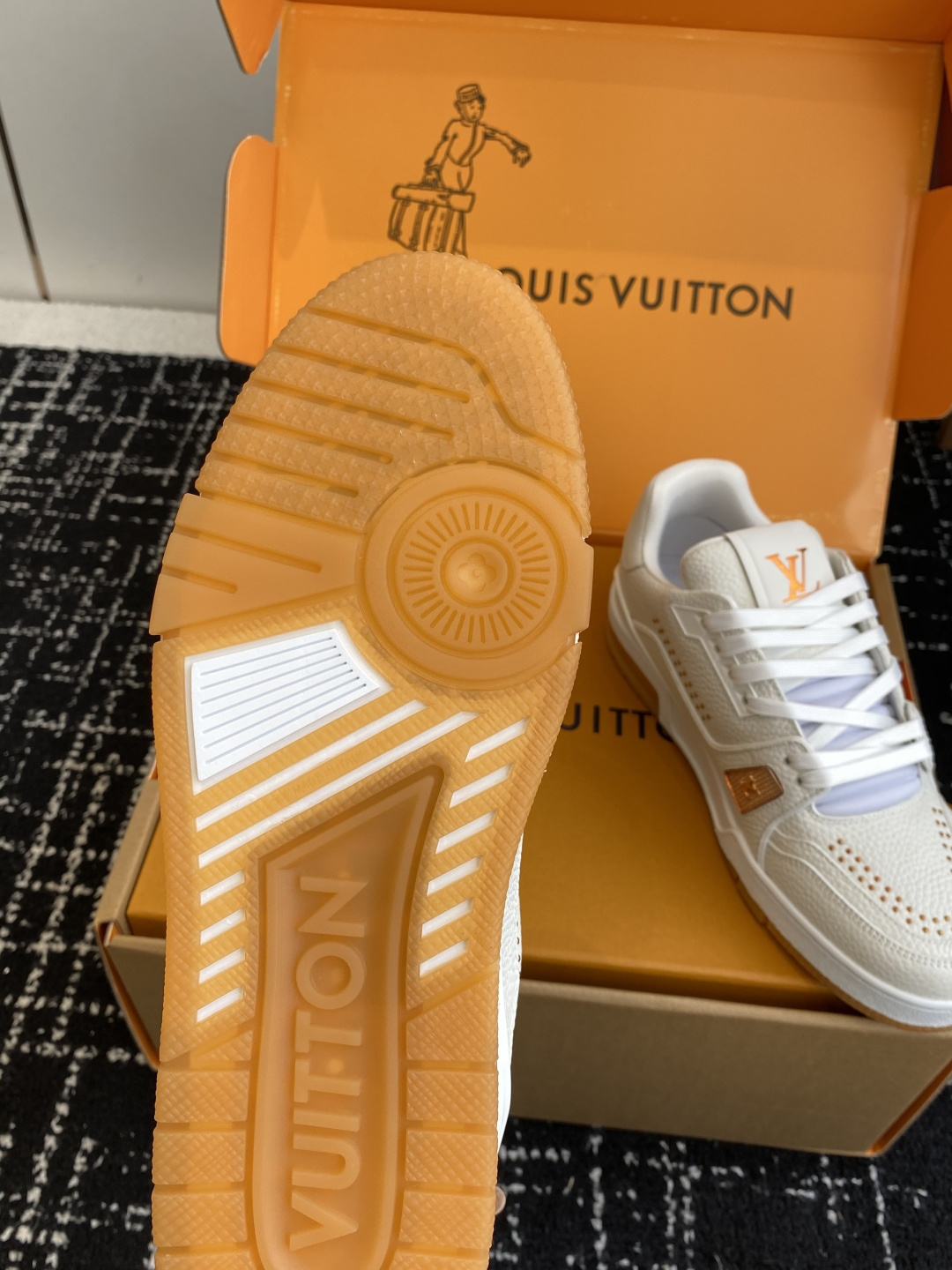 Louis Vuitton LV Trainer Sneaker White Grained Leather with Studs