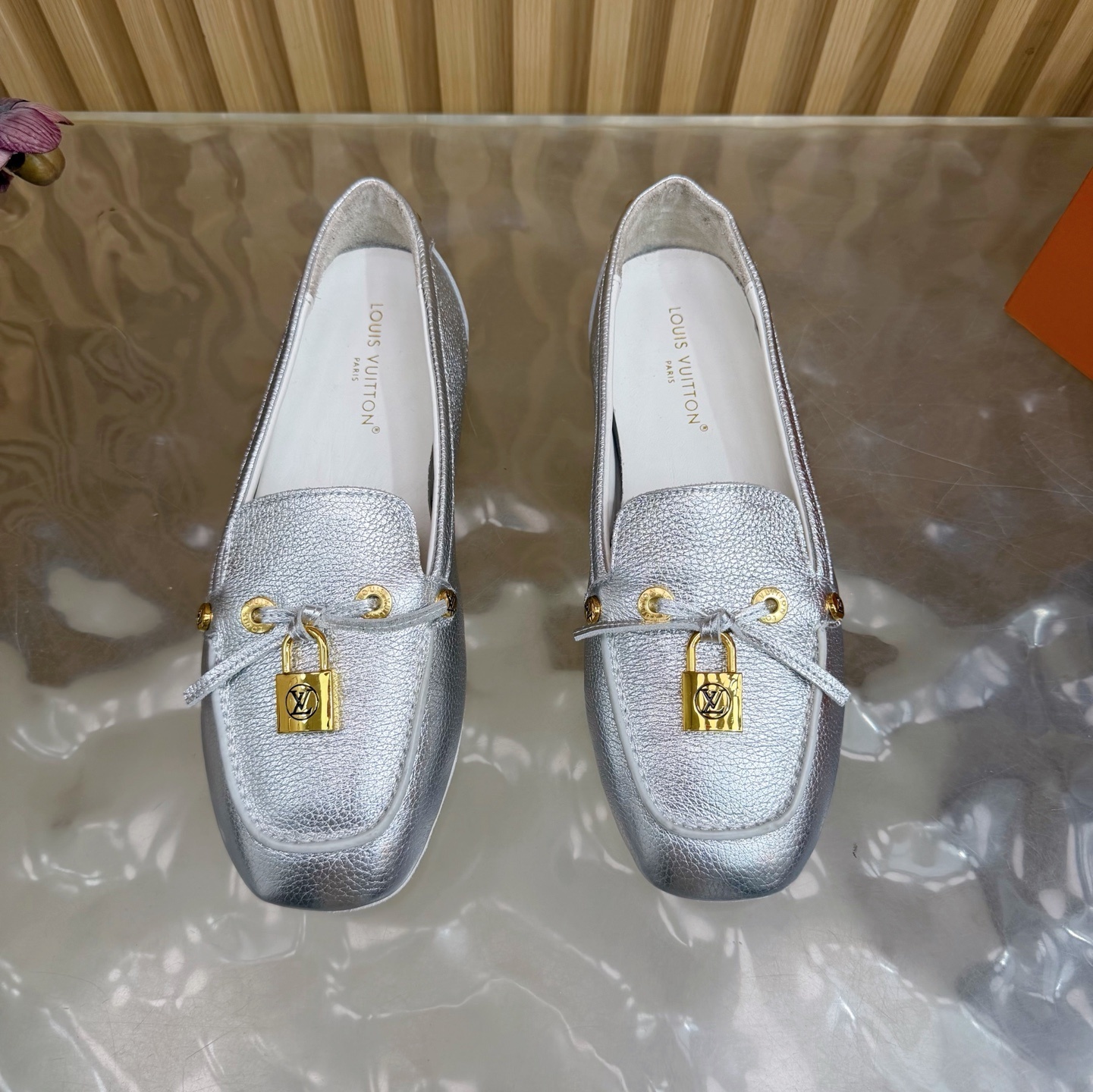 Louis Vuitton Silver Metallic Grained Leather Loafers with LV Lock