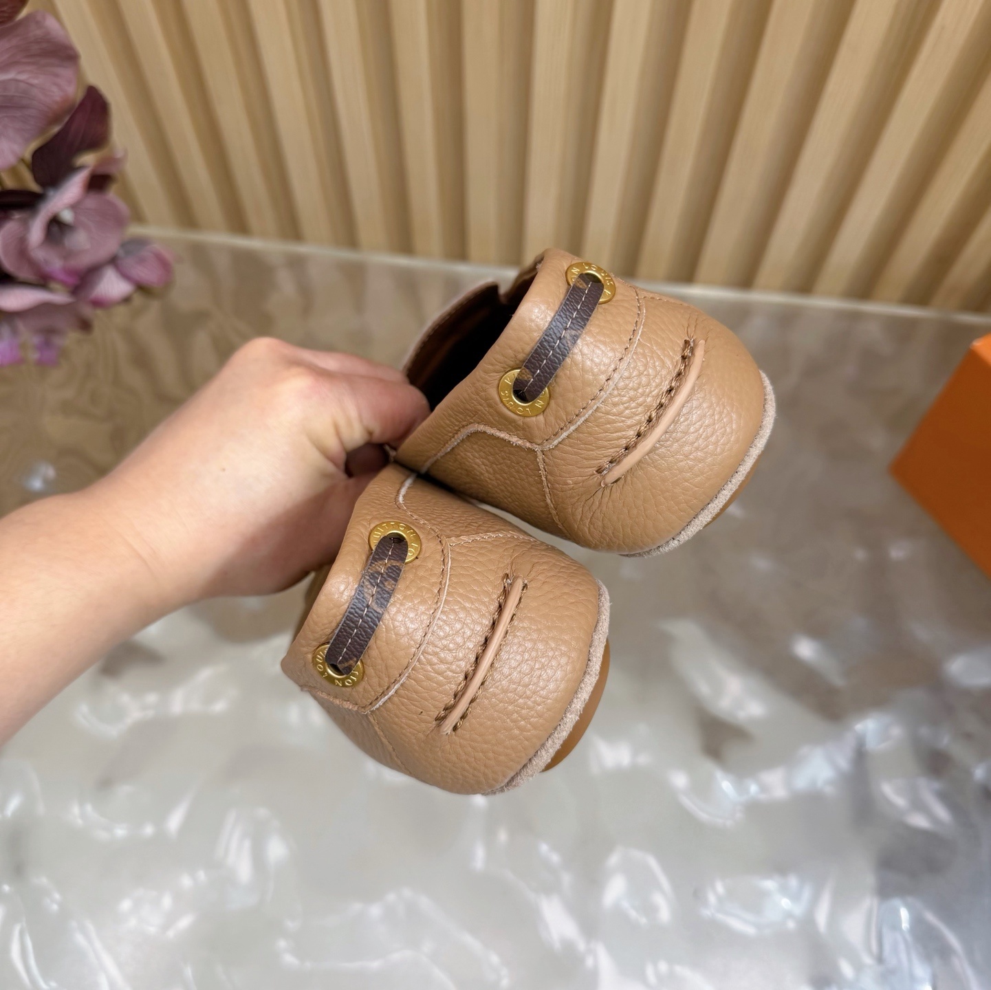 Louis Vuitton Gloria Flat Loafers in Beige Grained Leather