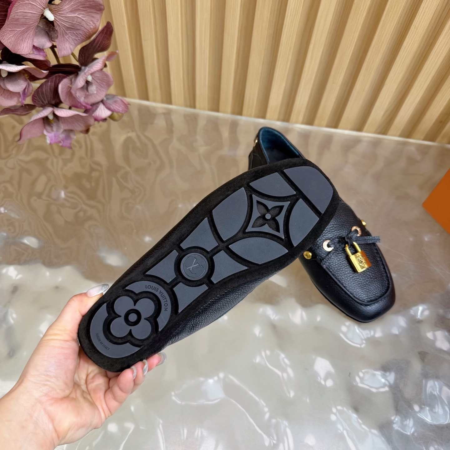 Louis Vuitton Women's Black Grained Leather Gloria Loafers