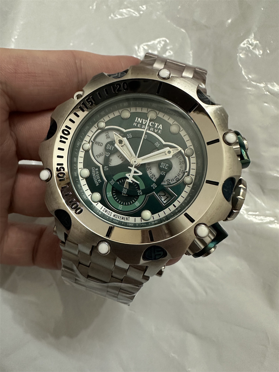 Invicta Green Dial Chronograph - Invicta Reserve Green Dial Steel - Image 6