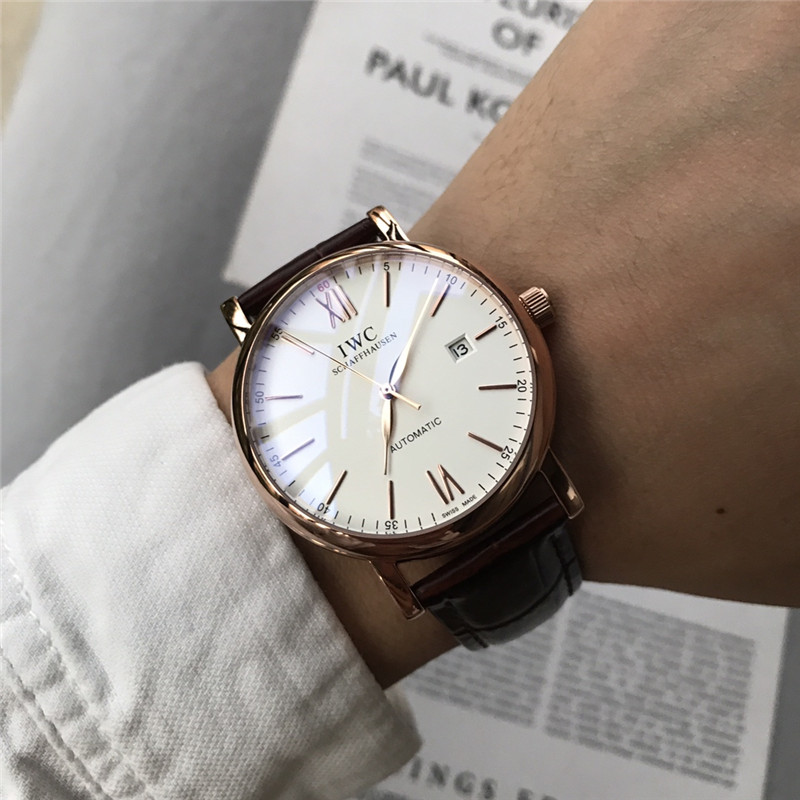 Alternative view of white IWC Rose Gold Brown Leather - IWC Rose Gold Brown Leather