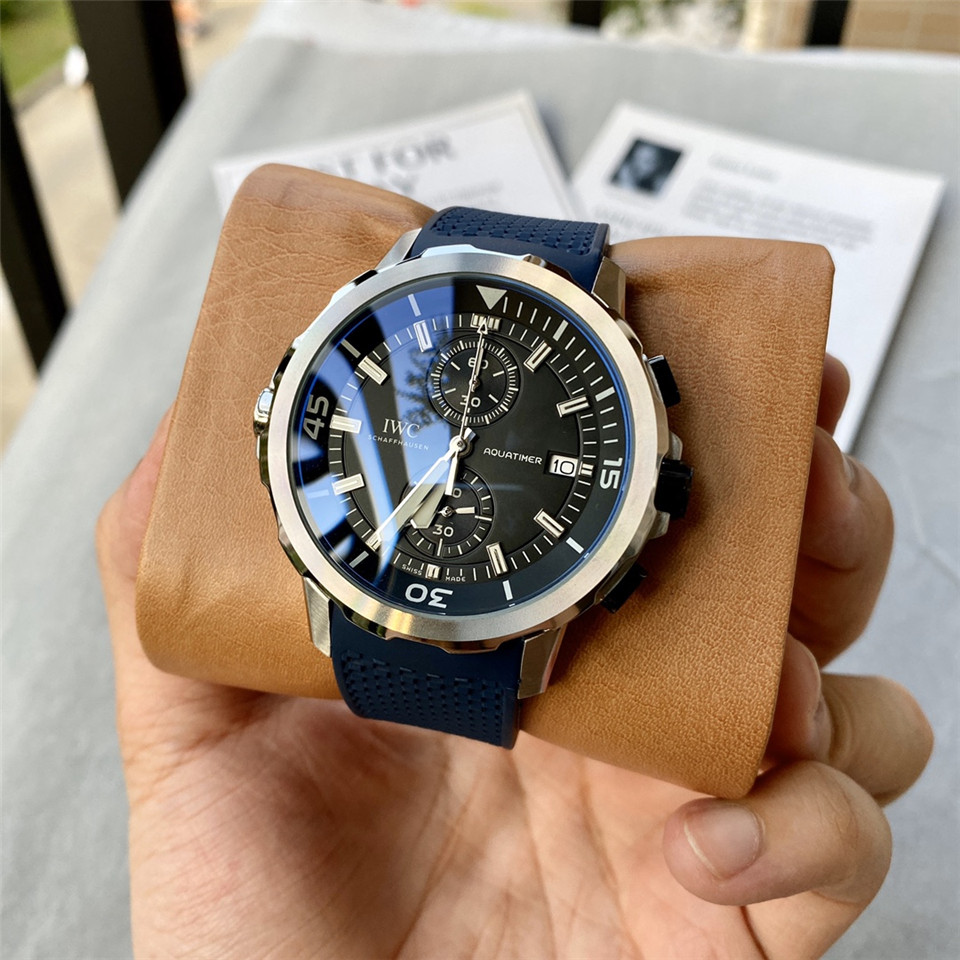 IWC Aquatimer Rose Gold Blue Rubber - Chronograph Watch - Image 3
