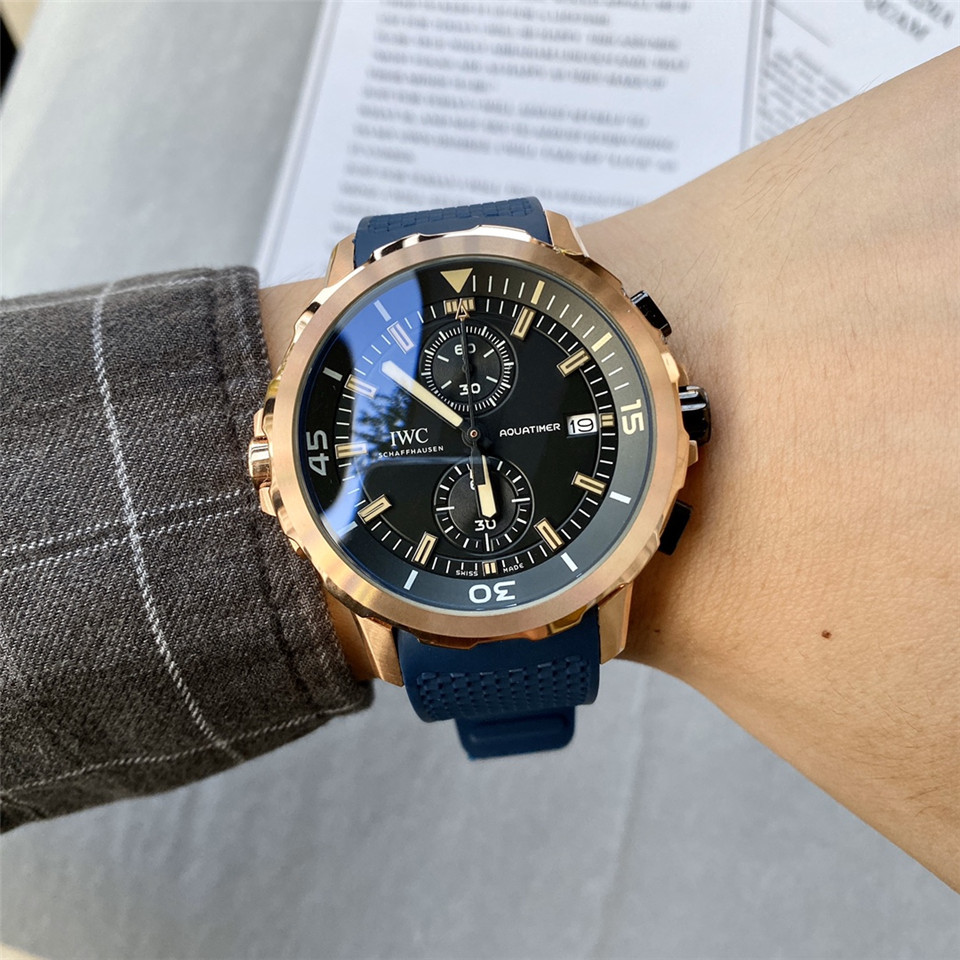 IWC Aquatimer Rose Gold Blue Rubber - Chronograph Watch - Image 2