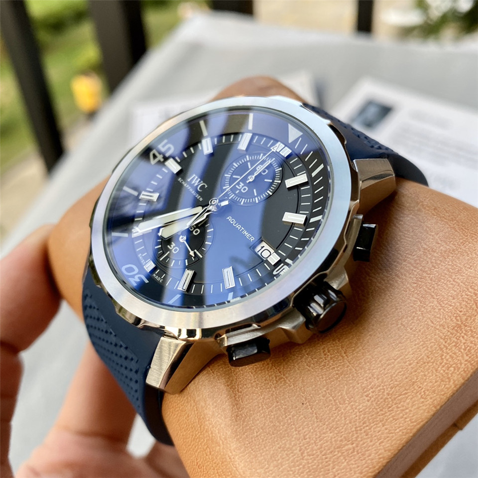 IWC Aquatimer Rose Gold Blue Rubber - Chronograph Watch - Image 4
