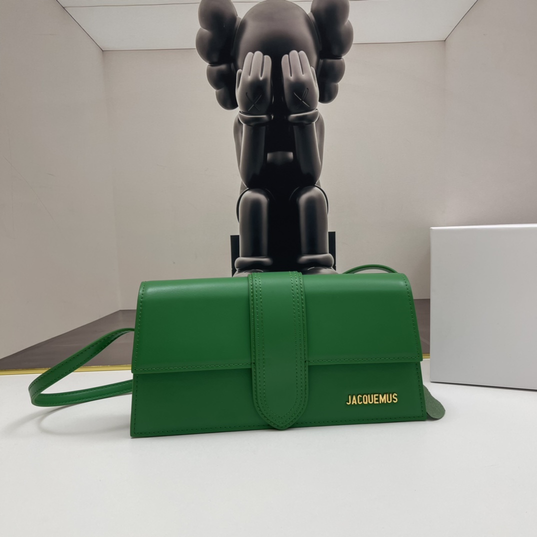 Jacquemus Le Bambino Leather Shoulder Bag in green
