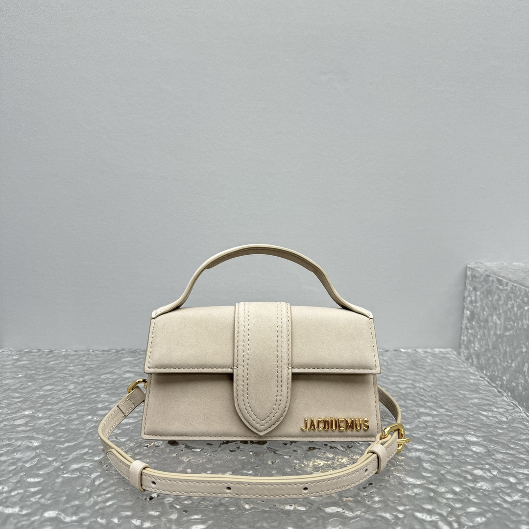 Jacquemus Le Bambino Logo Plaque Top Handle Bag in Cream