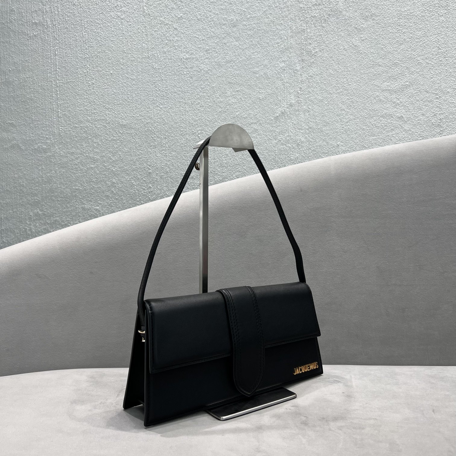 Jacquemus Le Bambino Long Shoulder Bag | Black |