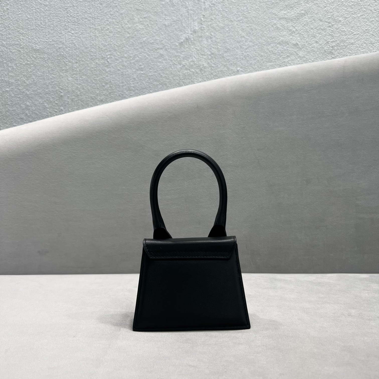Jacquemus Le Chiquito Leather Tote Bag | Black